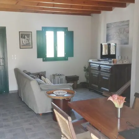 Diros Traditional House Pírgos Dhiroú